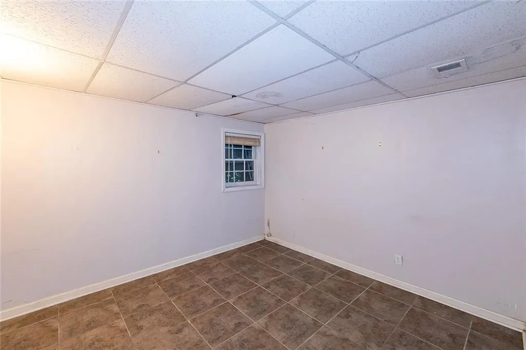 7235 Thornhill Lane, Sandy Springs, Georgia 30328, 6 Bedrooms Bedrooms, ,3 BathroomsBathrooms,Residential,Sold,7235 Thornhill Lane,6963577