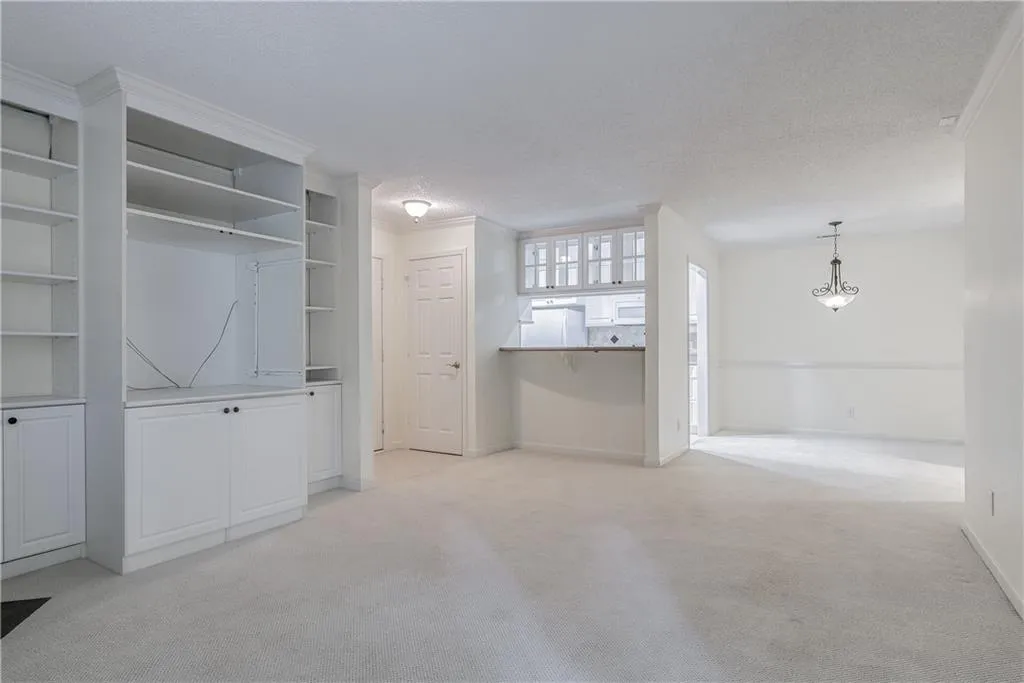 110 Barrington Hills Drive, Atlanta, Georgia 30350, 2 Bedrooms Bedrooms, ,2 BathroomsBathrooms,Residential,Sold,110 Barrington Hills Drive,6890733