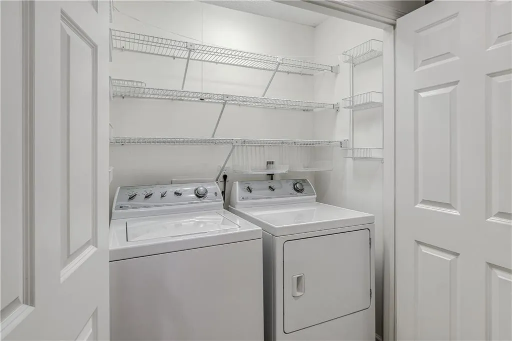 110 Barrington Hills Drive, Atlanta, Georgia 30350, 2 Bedrooms Bedrooms, ,2 BathroomsBathrooms,Residential,Sold,110 Barrington Hills Drive,6890733