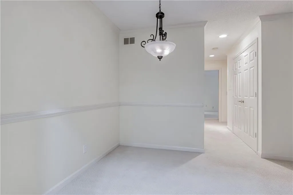 110 Barrington Hills Drive, Atlanta, Georgia 30350, 2 Bedrooms Bedrooms, ,2 BathroomsBathrooms,Residential,Sold,110 Barrington Hills Drive,6890733