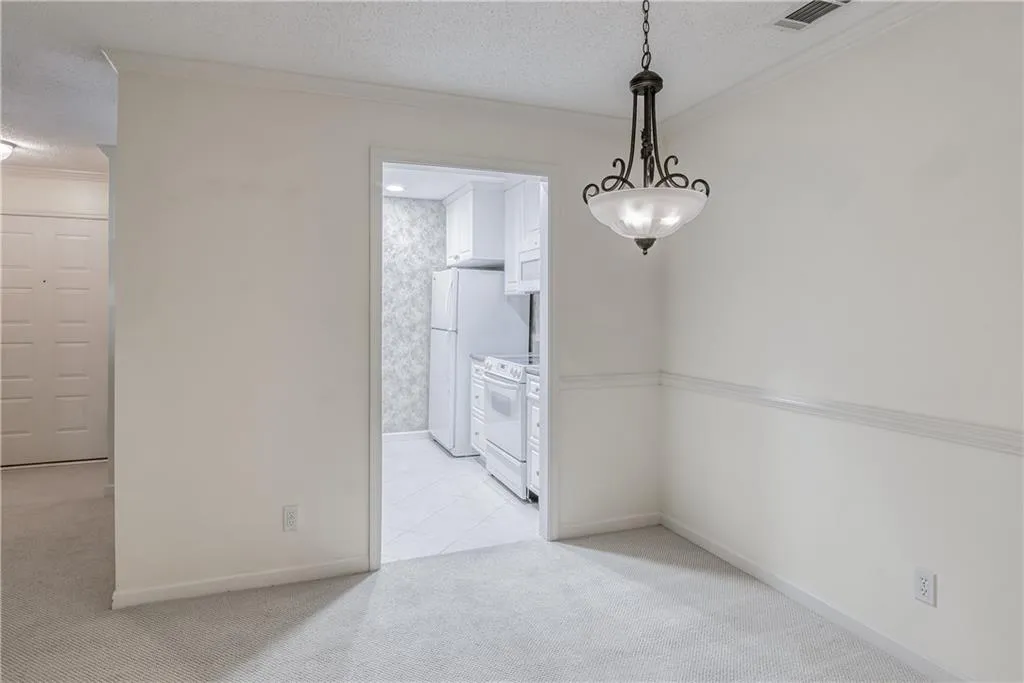 110 Barrington Hills Drive, Atlanta, Georgia 30350, 2 Bedrooms Bedrooms, ,2 BathroomsBathrooms,Residential,Sold,110 Barrington Hills Drive,6890733