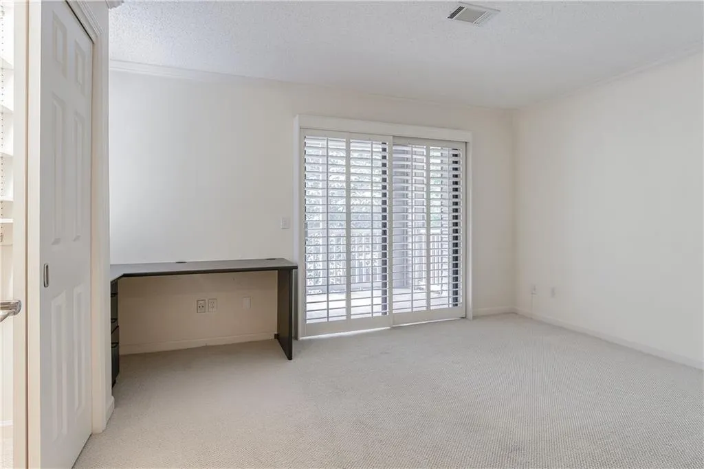 110 Barrington Hills Drive, Atlanta, Georgia 30350, 2 Bedrooms Bedrooms, ,2 BathroomsBathrooms,Residential,Sold,110 Barrington Hills Drive,6890733