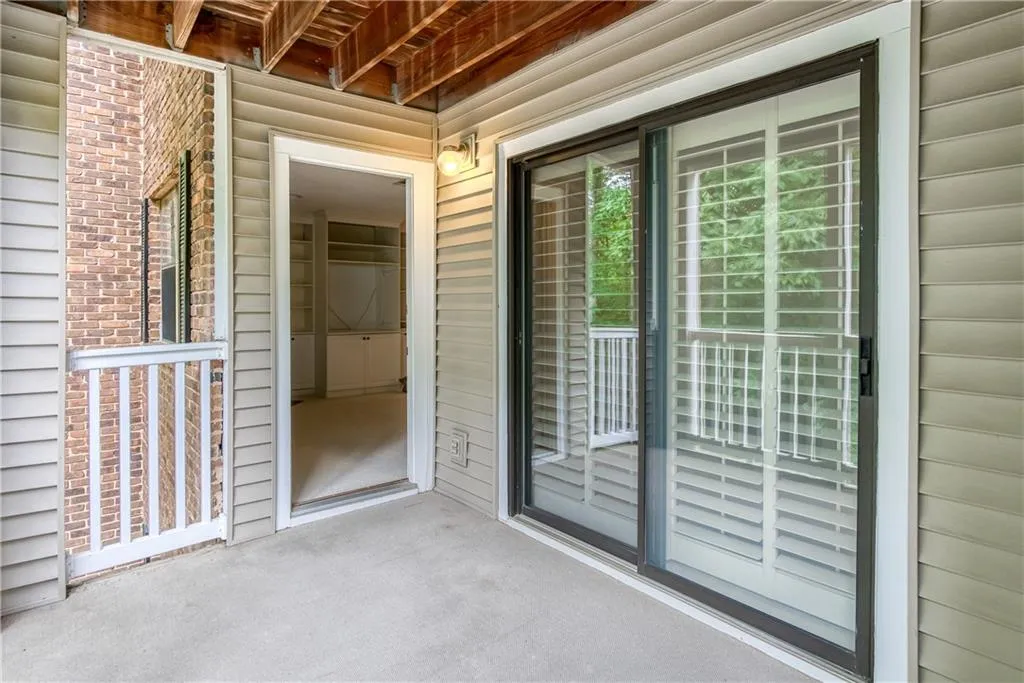 110 Barrington Hills Drive, Atlanta, Georgia 30350, 2 Bedrooms Bedrooms, ,2 BathroomsBathrooms,Residential,Sold,110 Barrington Hills Drive,6890733