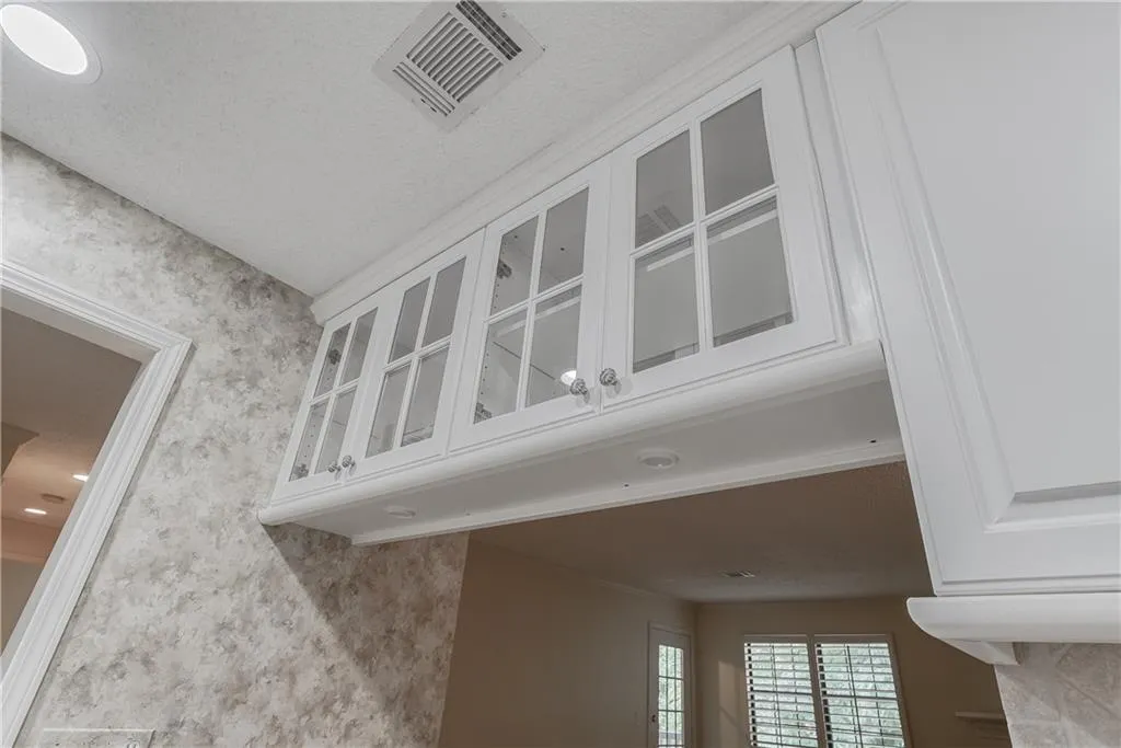 110 Barrington Hills Drive, Atlanta, Georgia 30350, 2 Bedrooms Bedrooms, ,2 BathroomsBathrooms,Residential,Sold,110 Barrington Hills Drive,6890733