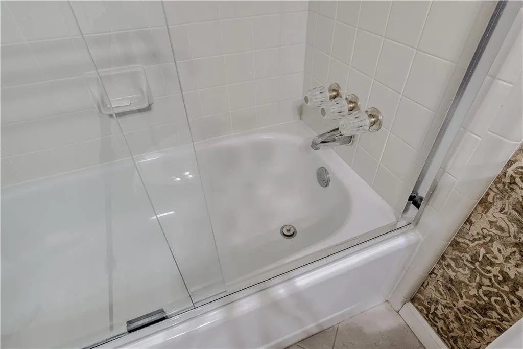 110 Barrington Hills Drive, Atlanta, Georgia 30350, 2 Bedrooms Bedrooms, ,2 BathroomsBathrooms,Residential,Sold,110 Barrington Hills Drive,6890733