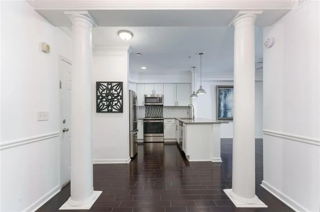 5559 Glenridge Drive Unit 1304, Atlanta, Georgia 30342, 1 Bedroom Bedrooms, ,1 BathroomBathrooms,Residential,Sold,5559 Glenridge Drive Unit 1304,7201515