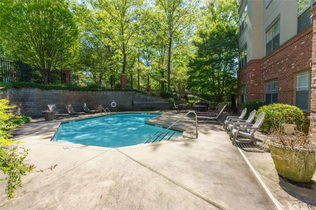 5559 Glenridge Drive Unit 1304, Atlanta, Georgia 30342, 1 Bedroom Bedrooms, ,1 BathroomBathrooms,Residential,Sold,5559 Glenridge Drive Unit 1304,7201515