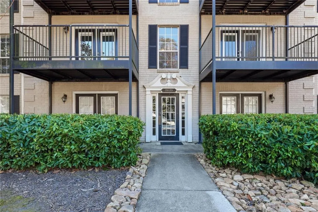 3705 Essex Avenue Unit 6, Atlanta, Georgia 30339, 2 Bedrooms Bedrooms, 0 ,2 BathroomsBathrooms,Residential,Sold,3705 Essex Avenue Unit 6,7713598 3705 Essex Avenue Unit 6, Atlanta, Georgia 30339, 2 Bedrooms Bedrooms, 0 ,2 BathroomsBathrooms,Residential,Sold,3705 Essex Avenue Unit 6,7713598