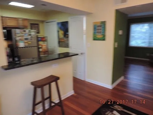 6940 Roswell Road Unit 1a, Sandy Springs, Georgia 30328, 2 Bedrooms Bedrooms, ,1 BathroomBathrooms,Residential,Sold,6940 Roswell Road Unit 1a,5926714