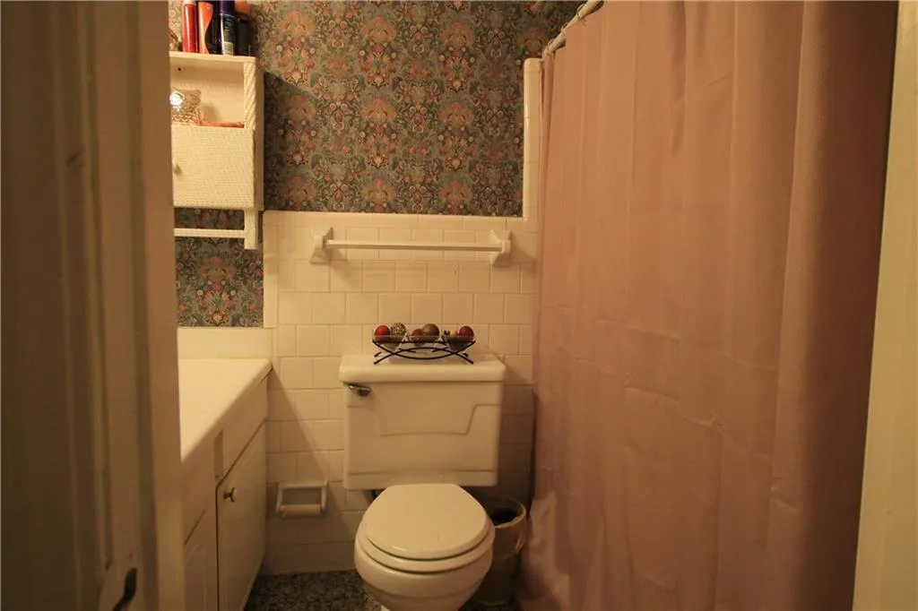 5546 Kingsport Drive, Sandy Springs, Georgia 30342, 3 Bedrooms Bedrooms, ,2 BathroomsBathrooms,Residential,Sold,5546 Kingsport Drive,5814203 5546 Kingsport Drive, Sandy Springs, Georgia 30342, 3 Bedrooms Bedrooms, ,2 BathroomsBathrooms,Residential,Sold,5546 Kingsport Drive,5814203