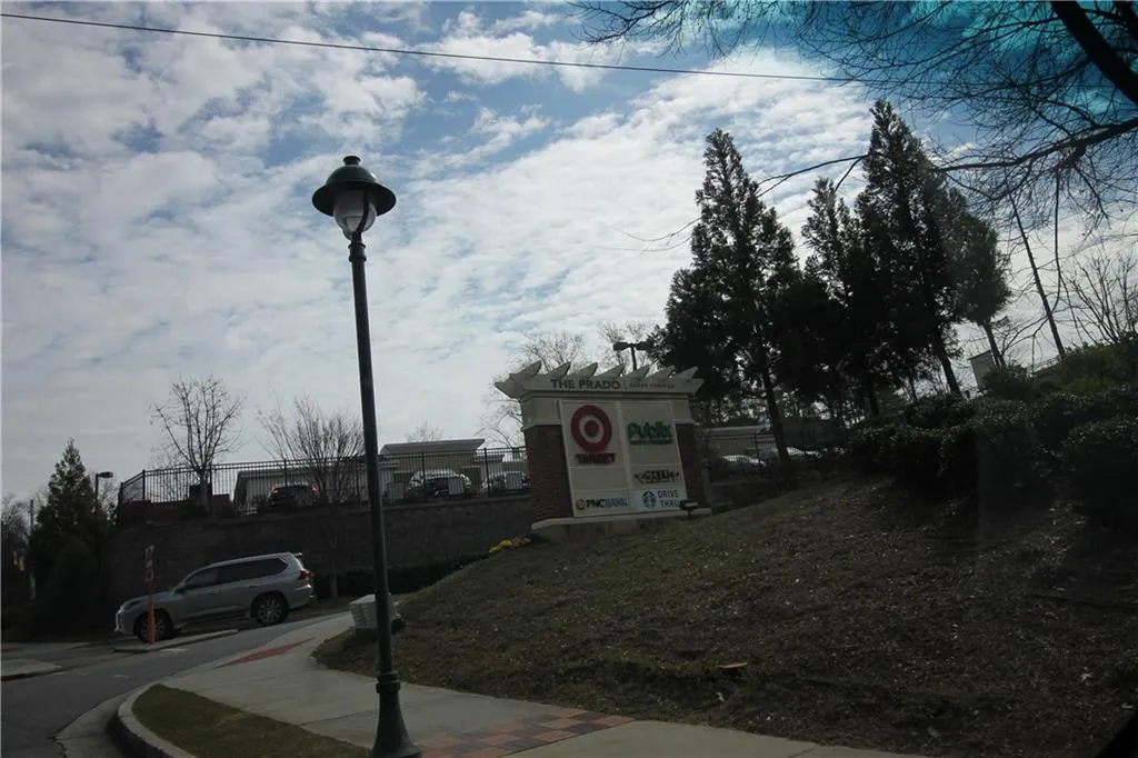 5546 Kingsport Drive, Sandy Springs, Georgia 30342, 3 Bedrooms Bedrooms, ,2 BathroomsBathrooms,Residential,Sold,5546 Kingsport Drive,5814203 5546 Kingsport Drive, Sandy Springs, Georgia 30342, 3 Bedrooms Bedrooms, ,2 BathroomsBathrooms,Residential,Sold,5546 Kingsport Drive,5814203