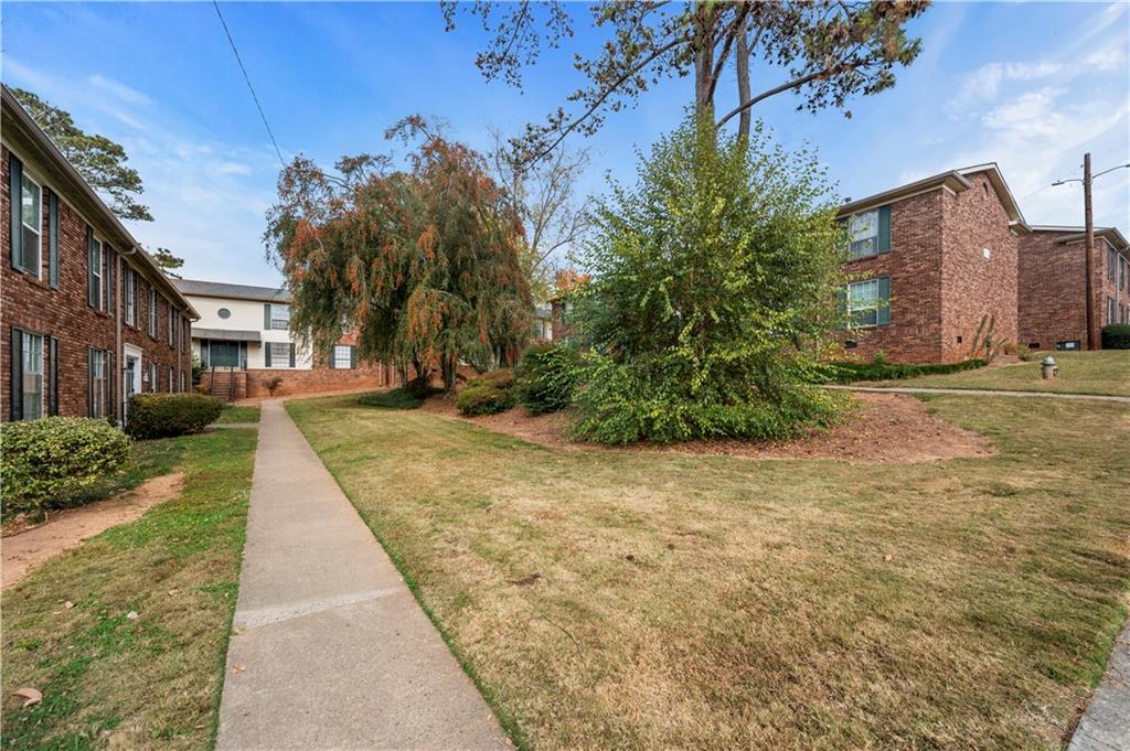 5600 Kingsport Drive, Sandy Springs, Georgia 30342, 2 Bedrooms Bedrooms, ,1 BathroomBathrooms,Residential,Sold,5600 Kingsport Drive,7302421