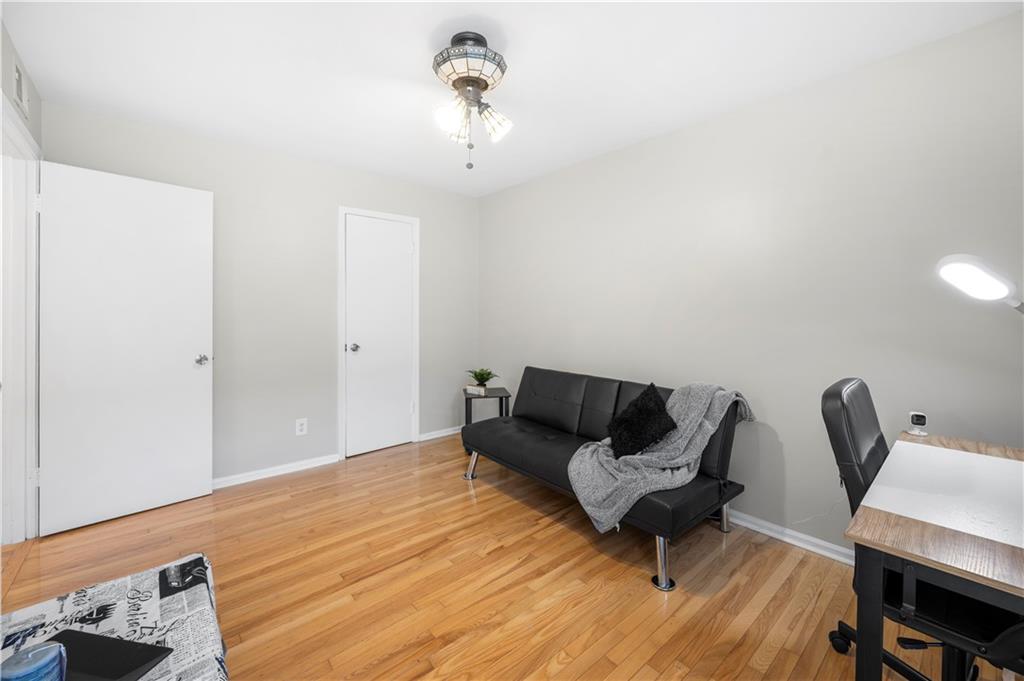 5600 Kingsport Drive, Sandy Springs, Georgia 30342, 2 Bedrooms Bedrooms, ,1 BathroomBathrooms,Residential,Sold,5600 Kingsport Drive,7302421