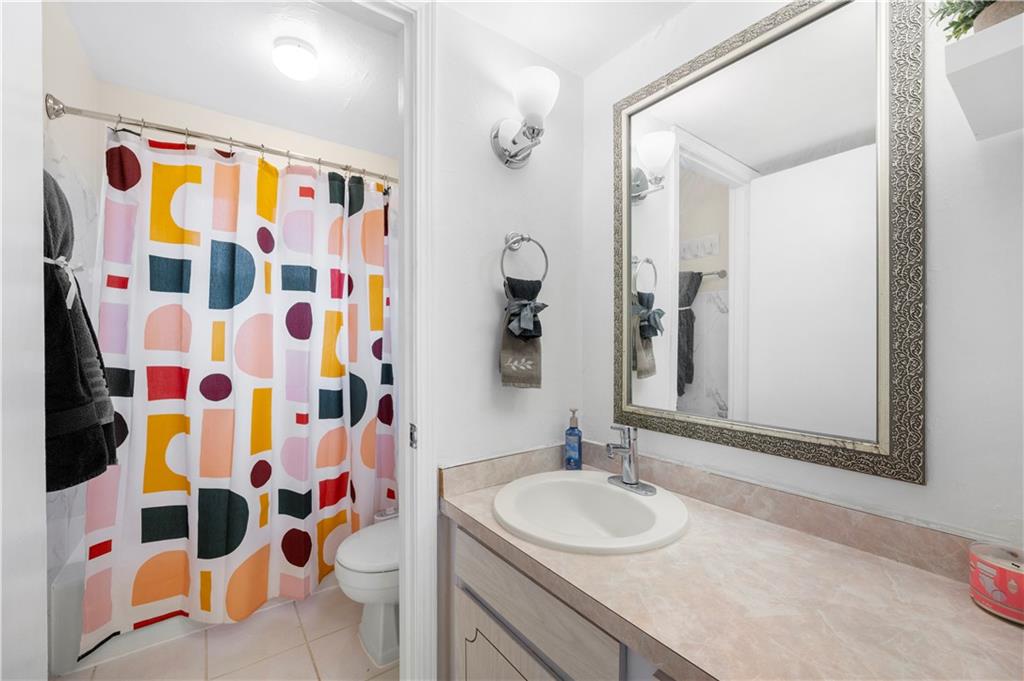 5600 Kingsport Drive, Sandy Springs, Georgia 30342, 2 Bedrooms Bedrooms, ,1 BathroomBathrooms,Residential,Sold,5600 Kingsport Drive,7302421