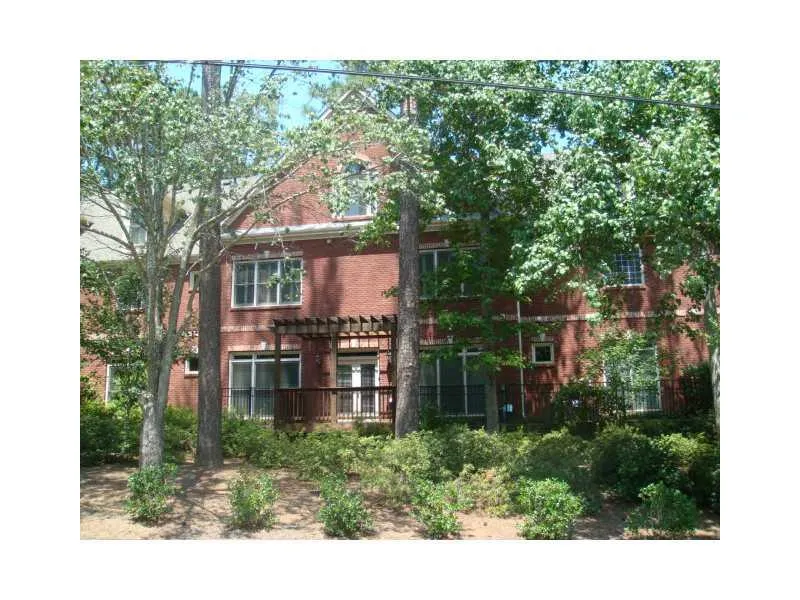 102 Glentown Way Unit 102, Atlanta, Georgia 30328, 3 Bedrooms Bedrooms, ,2 BathroomsBathrooms,Residential,Sold,102 Glentown Way Unit 102,5054531