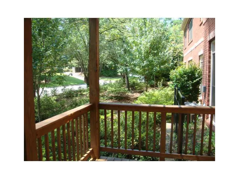 102 Glentown Way Unit 102, Atlanta, Georgia 30328, 3 Bedrooms Bedrooms, ,2 BathroomsBathrooms,Residential,Sold,102 Glentown Way Unit 102,5054531