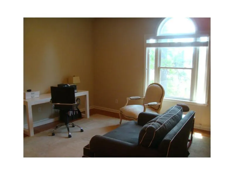 102 Glentown Way Unit 102, Atlanta, Georgia 30328, 3 Bedrooms Bedrooms, ,2 BathroomsBathrooms,Residential,Sold,102 Glentown Way Unit 102,5054531