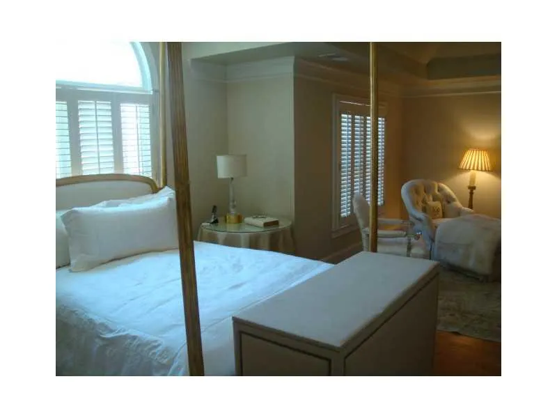 102 Glentown Way Unit 102, Atlanta, Georgia 30328, 3 Bedrooms Bedrooms, ,2 BathroomsBathrooms,Residential,Sold,102 Glentown Way Unit 102,5054531