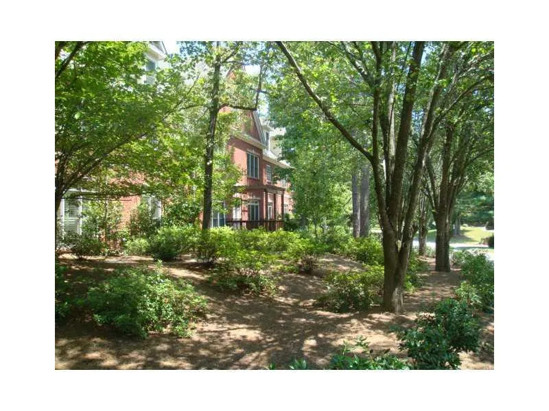 102 Glentown Way Unit 102, Atlanta, Georgia 30328, 3 Bedrooms Bedrooms, ,2 BathroomsBathrooms,Residential,Sold,102 Glentown Way Unit 102,5054531