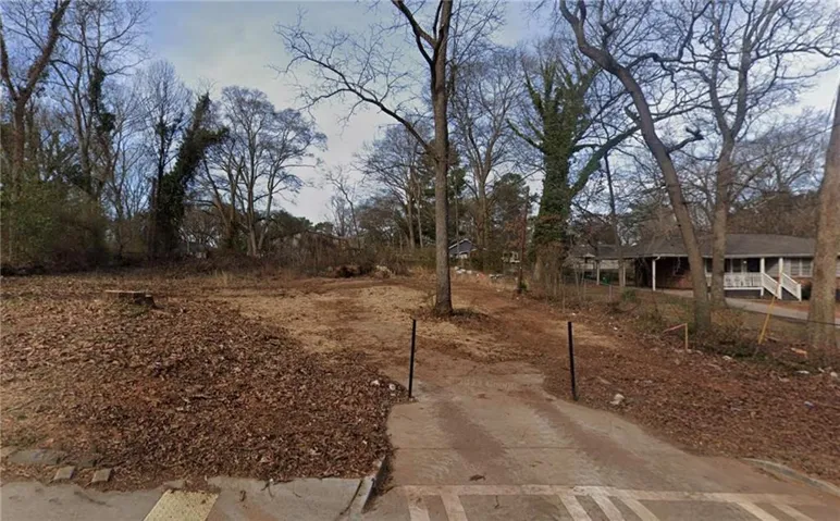 View Of Front of Lot