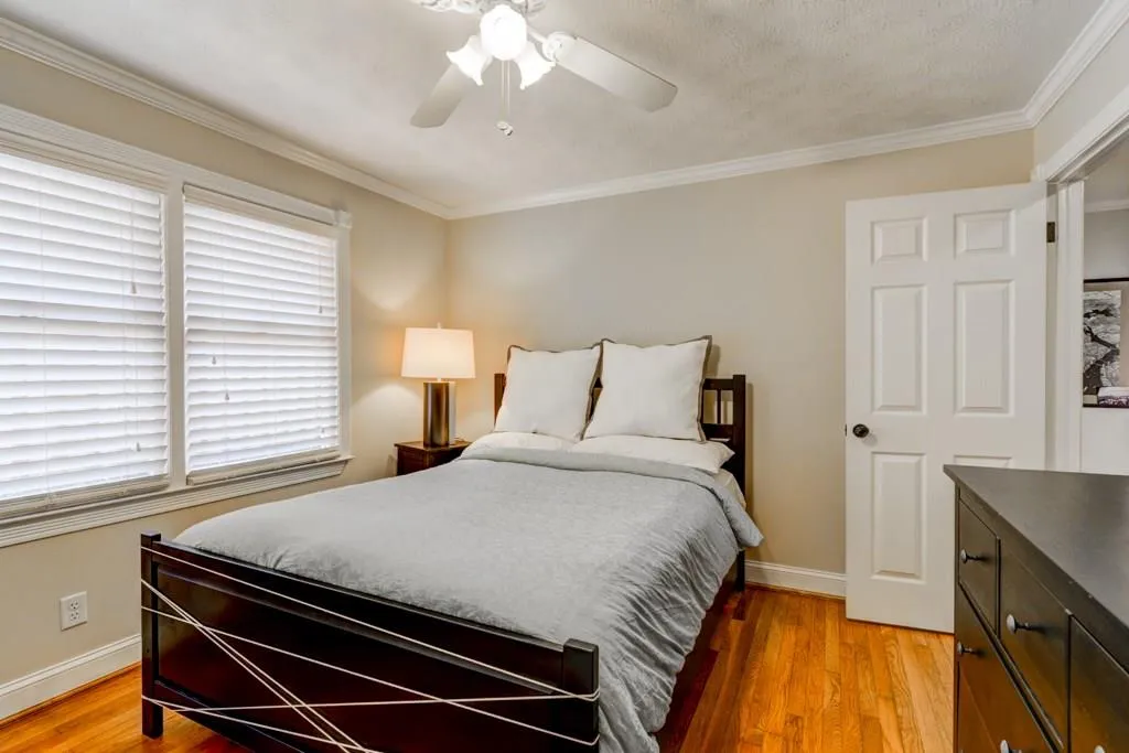 105 Spruell Springs Road, Atlanta, Georgia 30342, 3 Bedrooms Bedrooms, ,2 BathroomsBathrooms,Residential,Sold,105 Spruell Springs Road,5809880