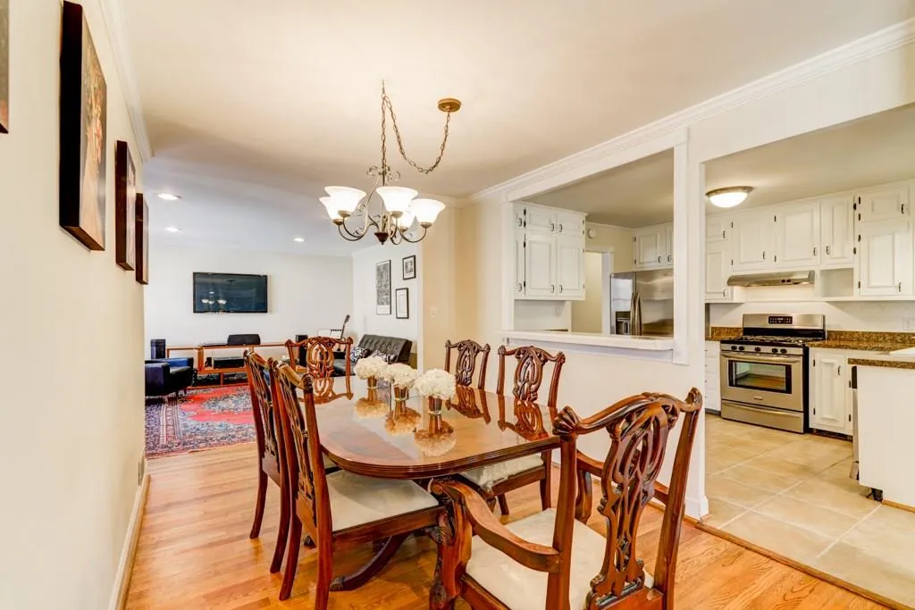 105 Spruell Springs Road, Atlanta, Georgia 30342, 3 Bedrooms Bedrooms, ,2 BathroomsBathrooms,Residential,Sold,105 Spruell Springs Road,5809880
