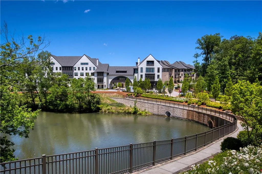 6723 Encore Boulevard, Sandy Springs, Georgia 30328, 3 Bedrooms Bedrooms, ,4 BathroomsBathrooms,Residential,Sold,6723 Encore Boulevard,7016633