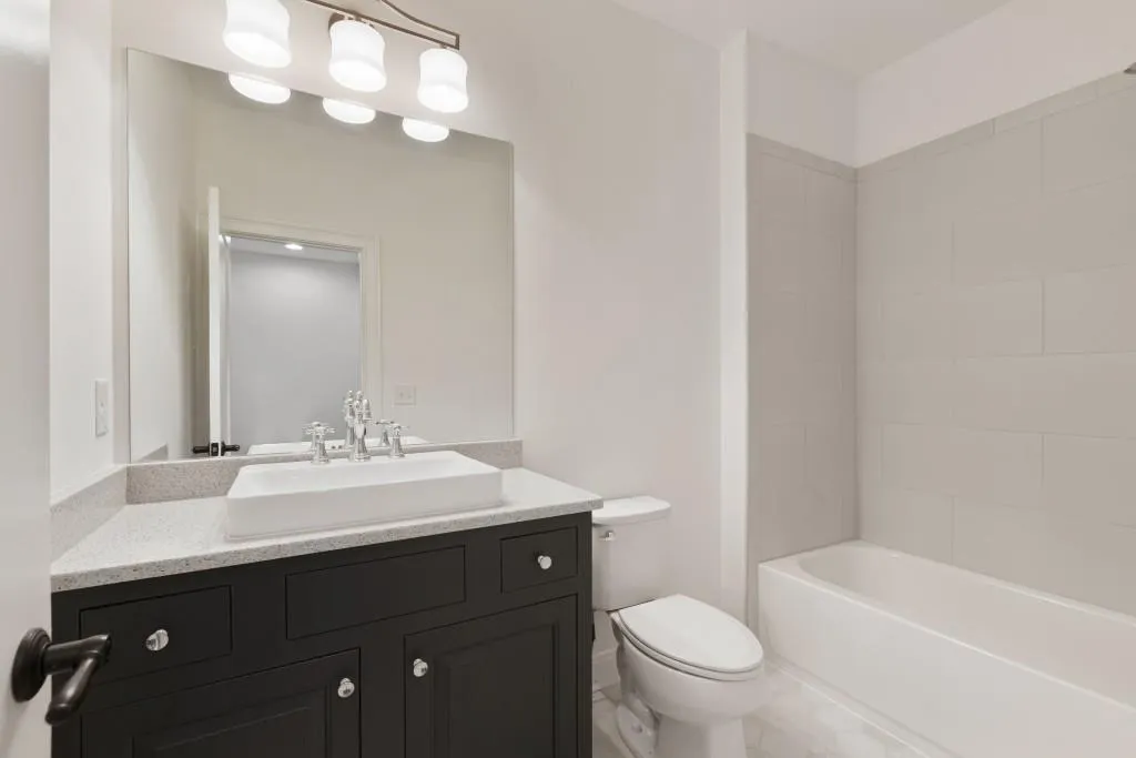 6723 Encore Boulevard, Sandy Springs, Georgia 30328, 3 Bedrooms Bedrooms, ,4 BathroomsBathrooms,Residential,Sold,6723 Encore Boulevard,7016633