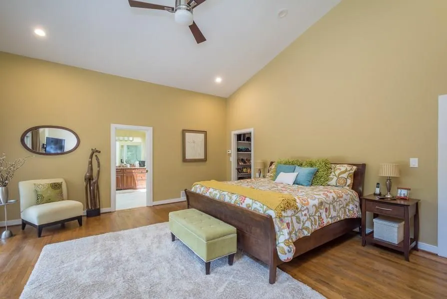 895 Heards Ferry Road, Sandy Springs, Georgia 30328, 3 Bedrooms Bedrooms, ,2 BathroomsBathrooms,Residential,Sold,895 Heards Ferry Road,5685029