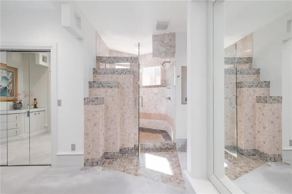 605 Cambridge Way, Sandy Springs, Georgia 30328, 5 Bedrooms Bedrooms, ,5 BathroomsBathrooms,Residential,Sold,605 Cambridge Way,7001333