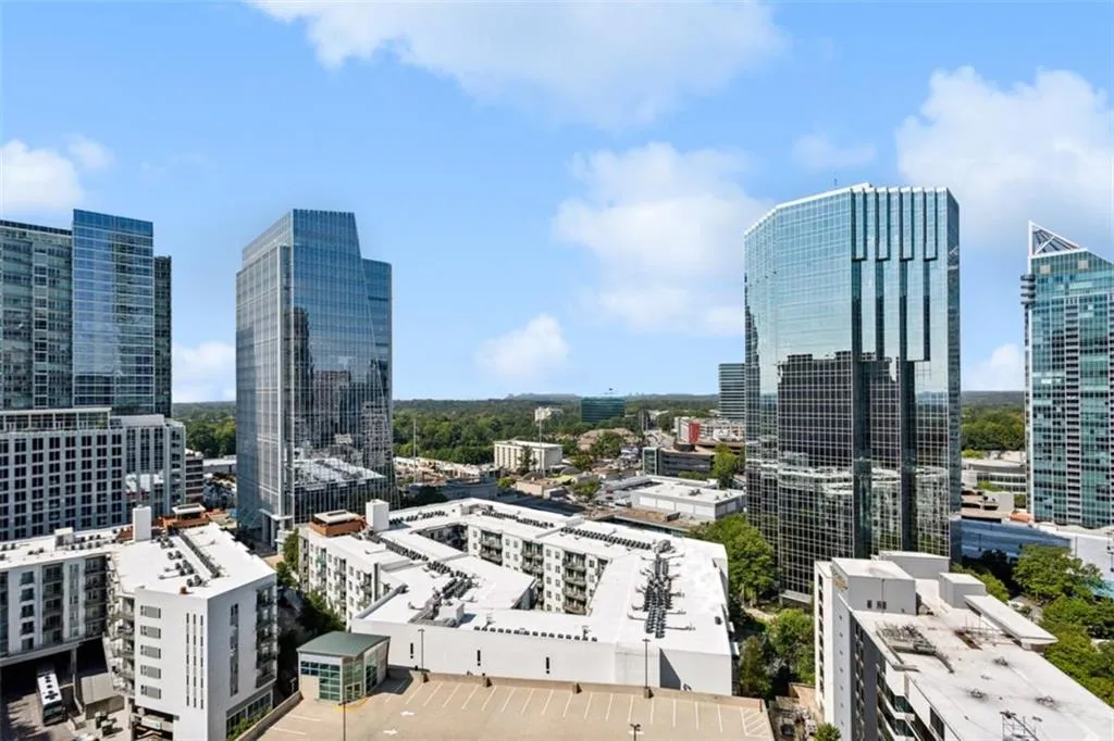3324 Peachtree Road, Atlanta, Georgia 30326, 2 Bedrooms Bedrooms, ,2 BathroomsBathrooms,Residential,For Sale,3324 Peachtree Road,7628232