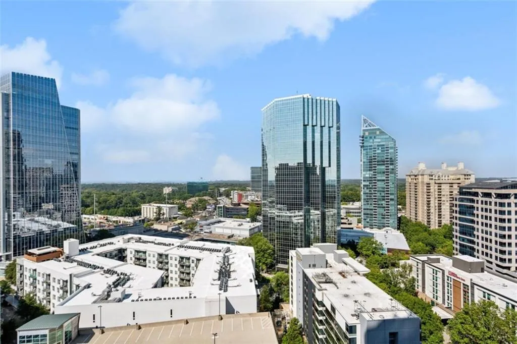 3324 Peachtree Road, Atlanta, Georgia 30326, 2 Bedrooms Bedrooms, ,2 BathroomsBathrooms,Residential,For Sale,3324 Peachtree Road,7628232