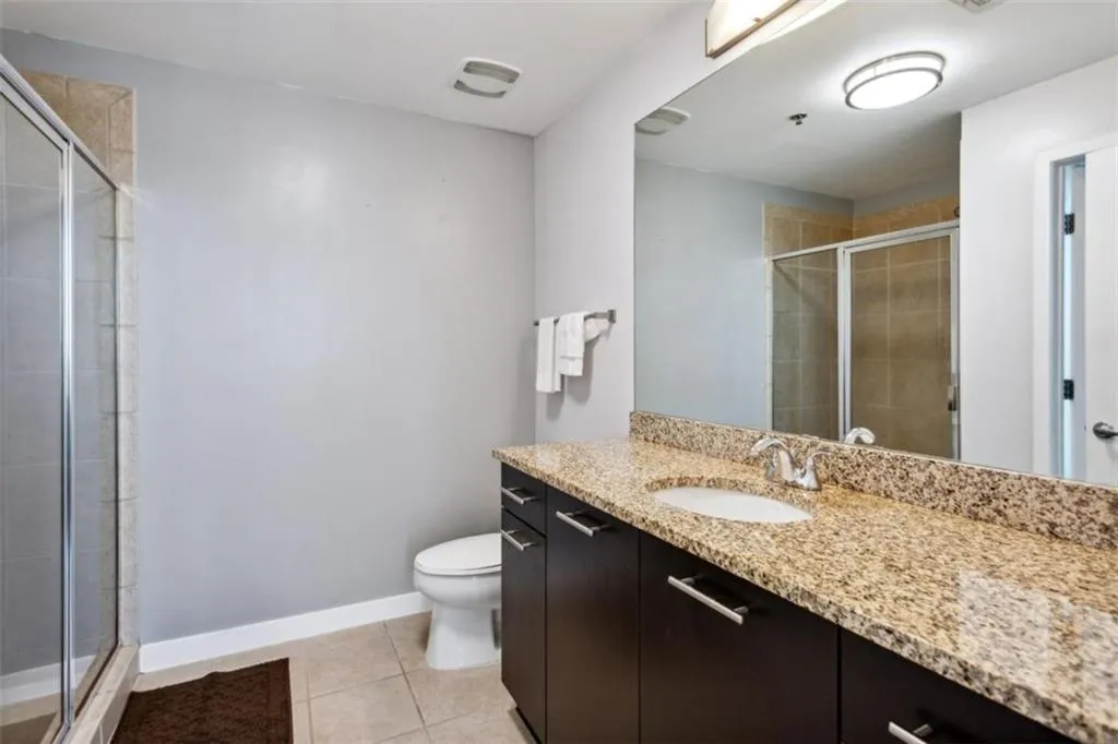 3324 Peachtree Road, Atlanta, Georgia 30326, 2 Bedrooms Bedrooms, ,2 BathroomsBathrooms,Residential,For Sale,3324 Peachtree Road,7628232