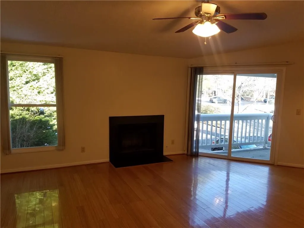 1484 Keys Crossing Drive Ne, Brookhaven, Georgia 30319, 2 Bedrooms Bedrooms, ,2 BathroomsBathrooms,Residential,Sold,1484 Keys Crossing Drive Ne,5941370