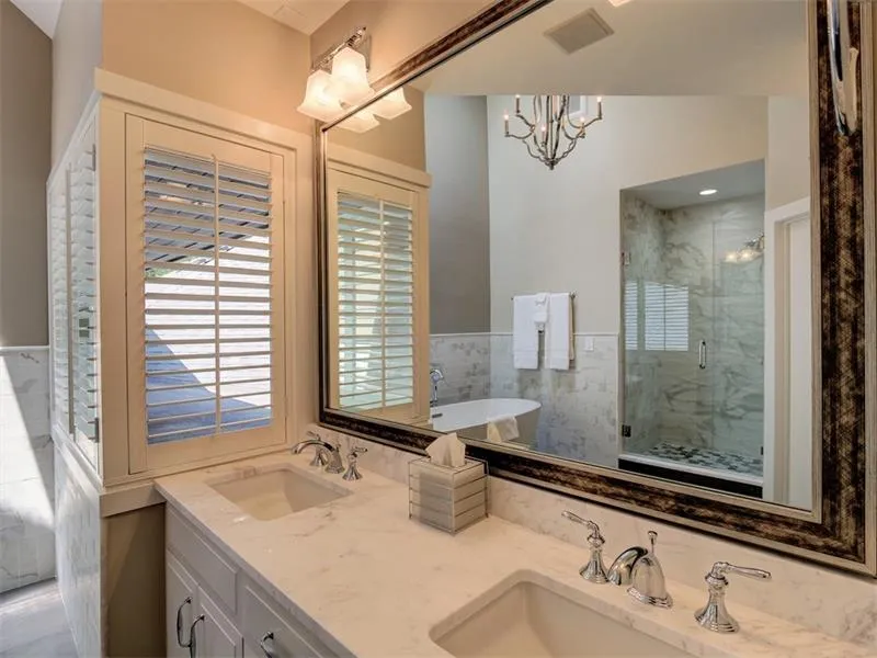 5445 N Powers Ferry Road, Atlanta, Georgia 30327, 5 Bedrooms Bedrooms, ,5 BathroomsBathrooms,Residential,Sold,5445 N Powers Ferry Road,5955798