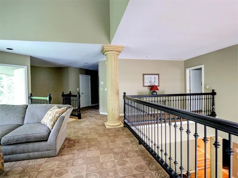 5445 N Powers Ferry Road, Atlanta, Georgia 30327, 5 Bedrooms Bedrooms, ,5 BathroomsBathrooms,Residential,Sold,5445 N Powers Ferry Road,5955798