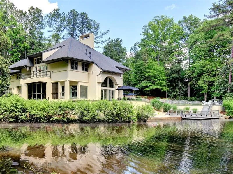 5445 N Powers Ferry Road, Atlanta, Georgia 30327, 5 Bedrooms Bedrooms, ,5 BathroomsBathrooms,Residential,Sold,5445 N Powers Ferry Road,5955798