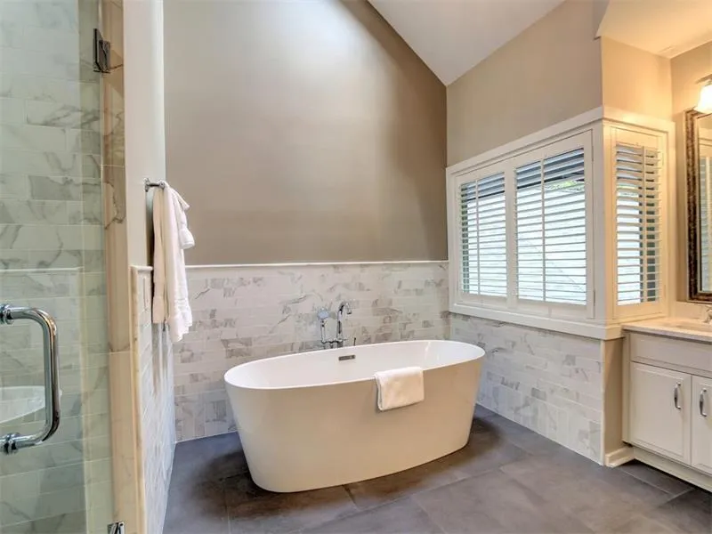5445 N Powers Ferry Road, Atlanta, Georgia 30327, 5 Bedrooms Bedrooms, ,5 BathroomsBathrooms,Residential,Sold,5445 N Powers Ferry Road,5955798