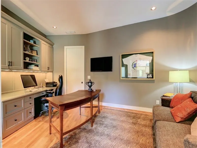 5445 N Powers Ferry Road, Atlanta, Georgia 30327, 5 Bedrooms Bedrooms, ,5 BathroomsBathrooms,Residential,Sold,5445 N Powers Ferry Road,5955798