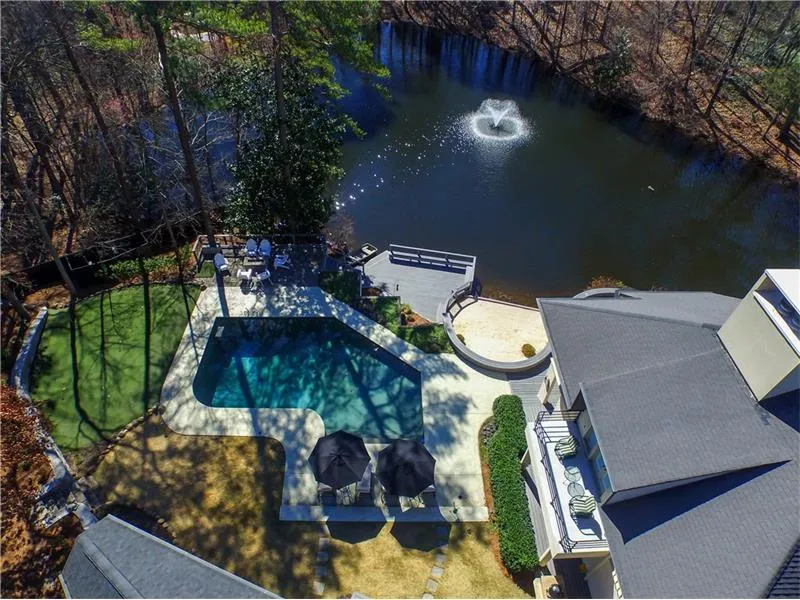 5445 N Powers Ferry Road, Atlanta, Georgia 30327, 5 Bedrooms Bedrooms, ,5 BathroomsBathrooms,Residential,Sold,5445 N Powers Ferry Road,5955798