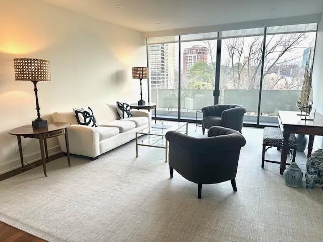 2575 Peachtree Road Ne Unit 11d, Atlanta, Georgia 30305, 1 Bedroom Bedrooms, ,1 BathroomBathrooms,Residential,Sold,2575 Peachtree Road Ne Unit 11d,7511589