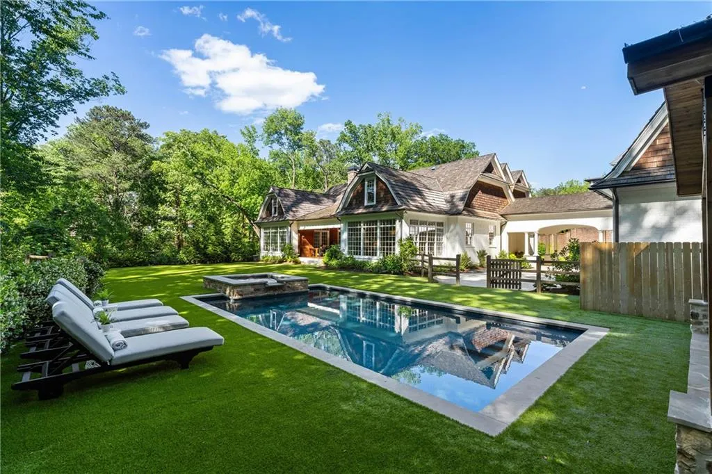 5360 Lake Forrest Drive, Atlanta, Georgia 30342, 6 Bedrooms Bedrooms, ,6 BathroomsBathrooms,Residential,For Sale,5360 Lake Forrest Drive,7704591