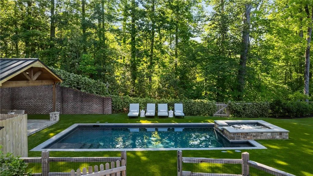 5360 Lake Forrest Drive, Atlanta, Georgia 30342, 6 Bedrooms Bedrooms, ,6 BathroomsBathrooms,Residential,For Sale,5360 Lake Forrest Drive,7704591