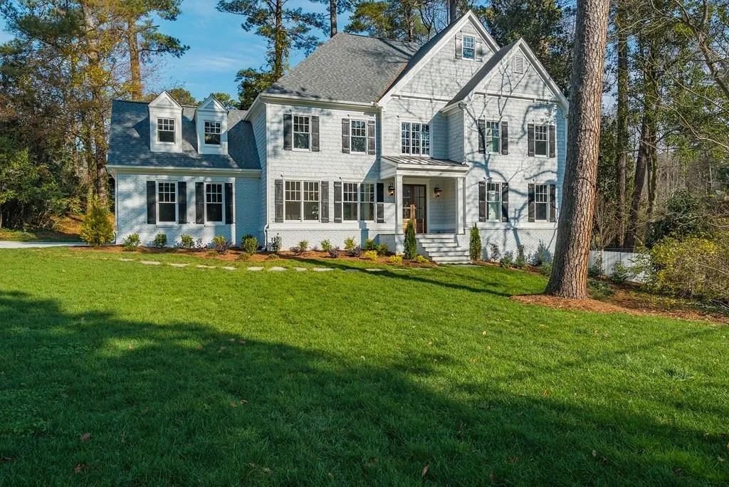 303 Colewood Way, Sandy Springs, Georgia 30328, 5 Bedrooms Bedrooms, ,4 BathroomsBathrooms,Residential,Sold,303 Colewood Way,5930232