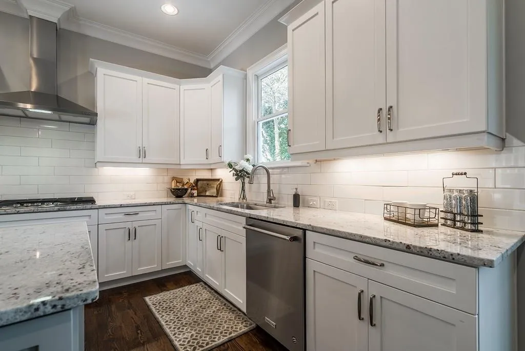 303 Colewood Way, Sandy Springs, Georgia 30328, 5 Bedrooms Bedrooms, ,4 BathroomsBathrooms,Residential,Sold,303 Colewood Way,5930232
