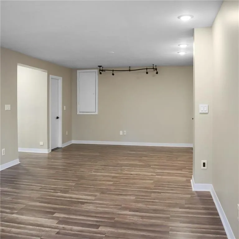 4830 Rebel Trail, Sandy Springs, Georgia 30327, 5 Bedrooms Bedrooms, ,3 BathroomsBathrooms,Residential,For Sale,4830 Rebel Trail,7523787