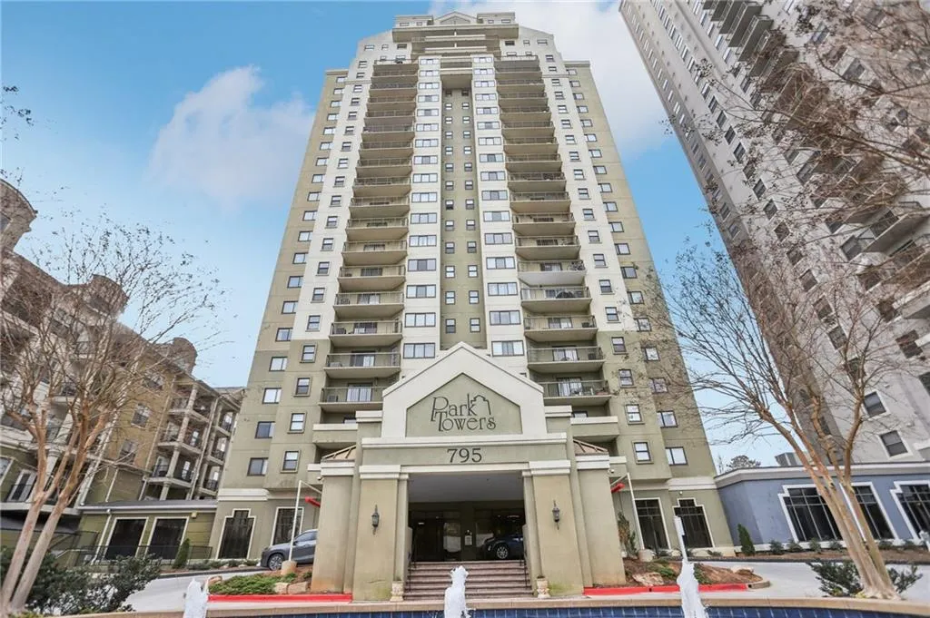 795 Hammond Drive Unit 401, Atlanta, Georgia 30328, 2 Bedrooms Bedrooms, ,1 BathroomBathrooms,Residential,For Sale,795 Hammond Drive Unit 401,7700346