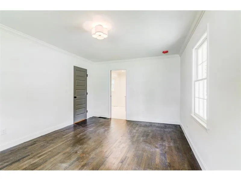 515 Old Creek Road, Sandy Springs, Georgia 30342, 3 Bedrooms Bedrooms, ,2 BathroomsBathrooms,Residential,Sold,515 Old Creek Road,5870230