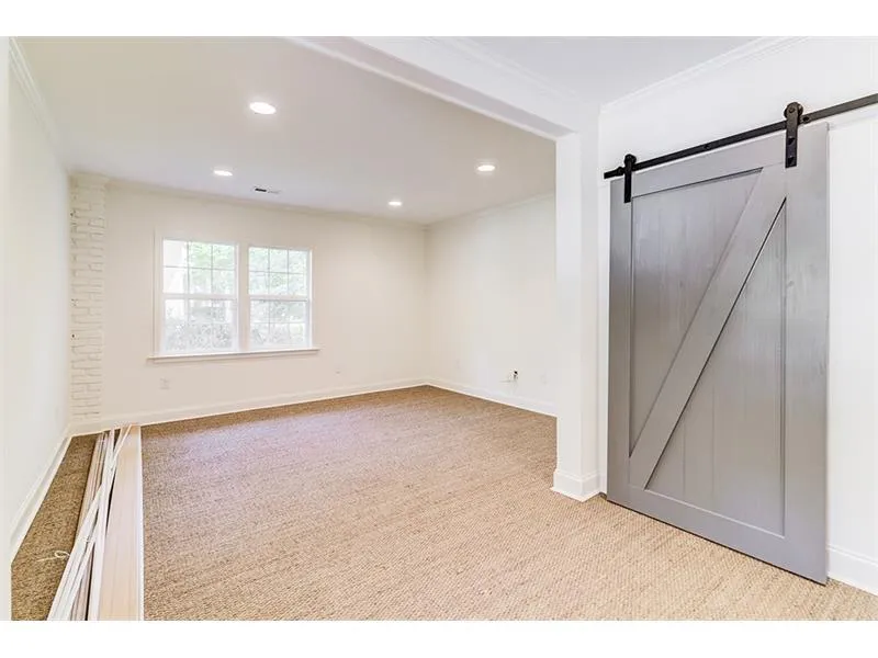 515 Old Creek Road, Sandy Springs, Georgia 30342, 3 Bedrooms Bedrooms, ,2 BathroomsBathrooms,Residential,Sold,515 Old Creek Road,5870230