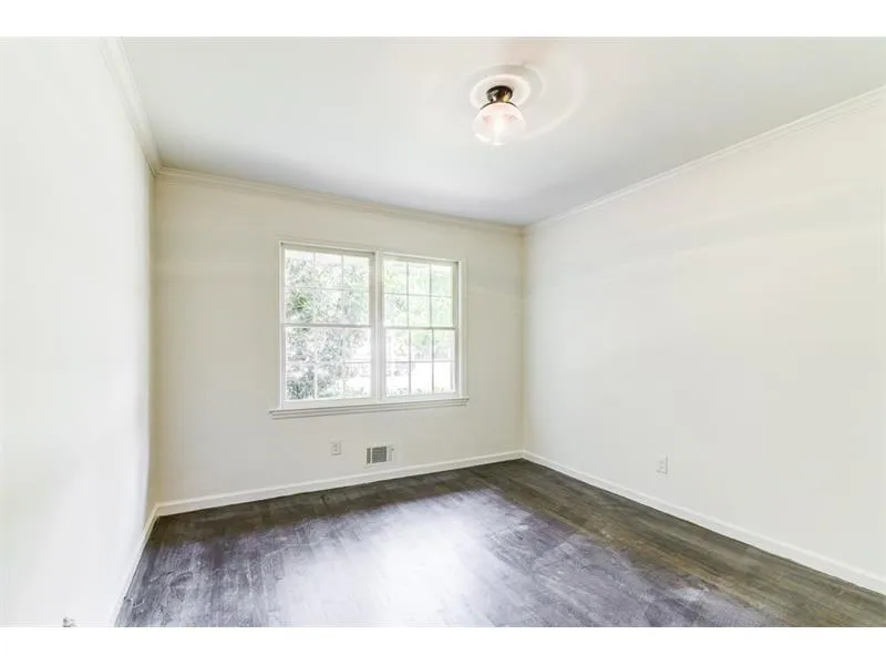 515 Old Creek Road, Sandy Springs, Georgia 30342, 3 Bedrooms Bedrooms, ,2 BathroomsBathrooms,Residential,Sold,515 Old Creek Road,5870230